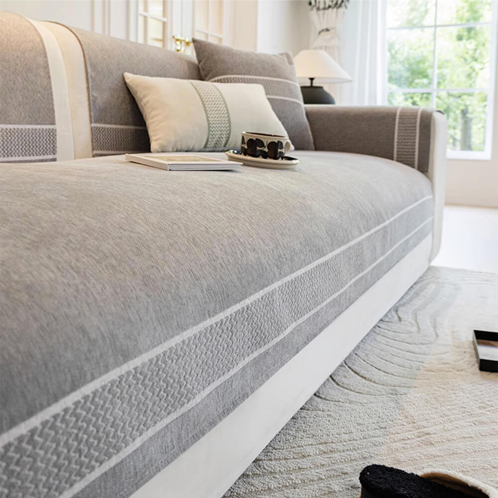 Chenille Jacquard Wide Edge Design Scratch-Resista