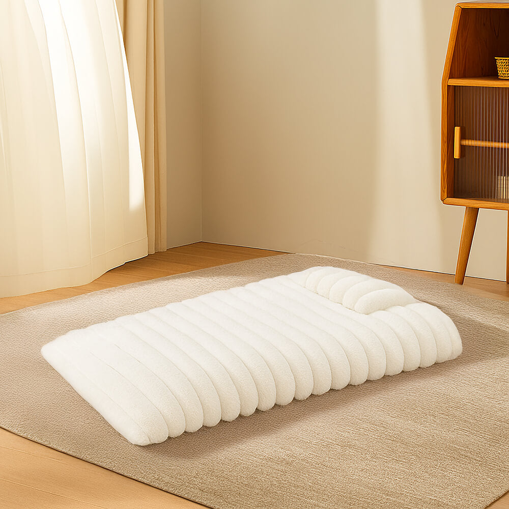 Plush Fluffy Thick Comfort Calming Dog Bed with Pi